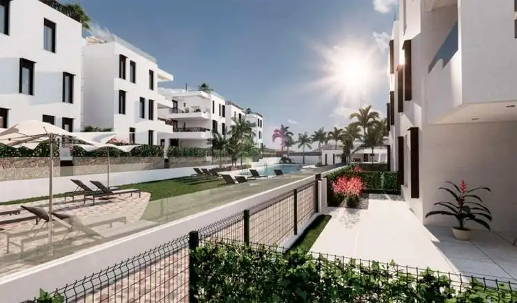 Habitatge amb piscina en venda a San Juan de los Terreros, imagen 4