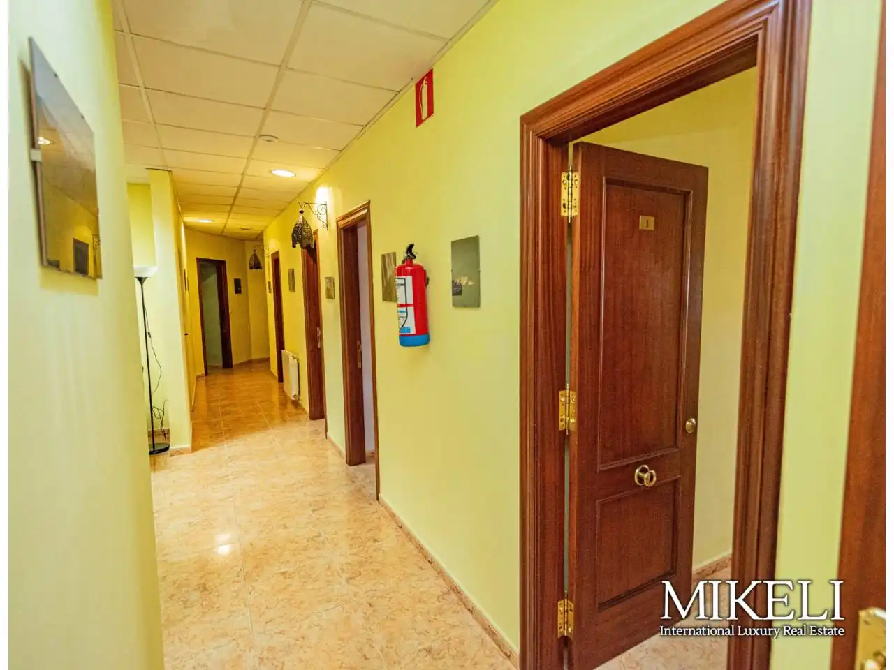 Commercial properties for sale in Paseo MUELLE, Comillas (Cantabria)