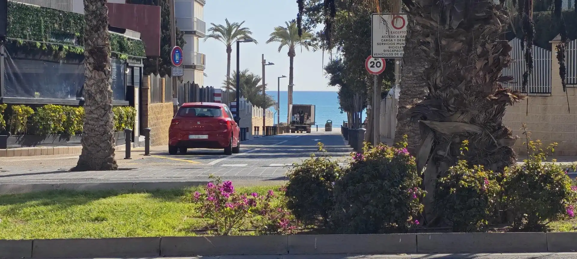 Exterior view of Apartments for sale in Alicante / Alacant  with Air Conditioner, Private garden and Storage room