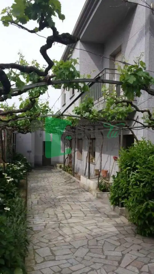 Exterior view of Houses for sale in Ourense Capital   with Heating, Private garden and Furnished