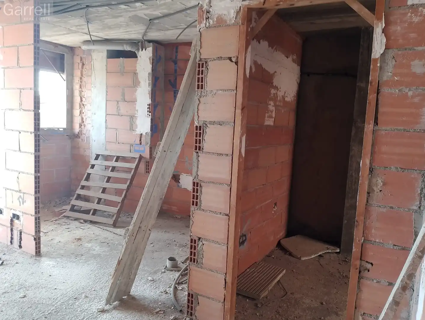 Edifici en venda en La Pobla de Montornès  