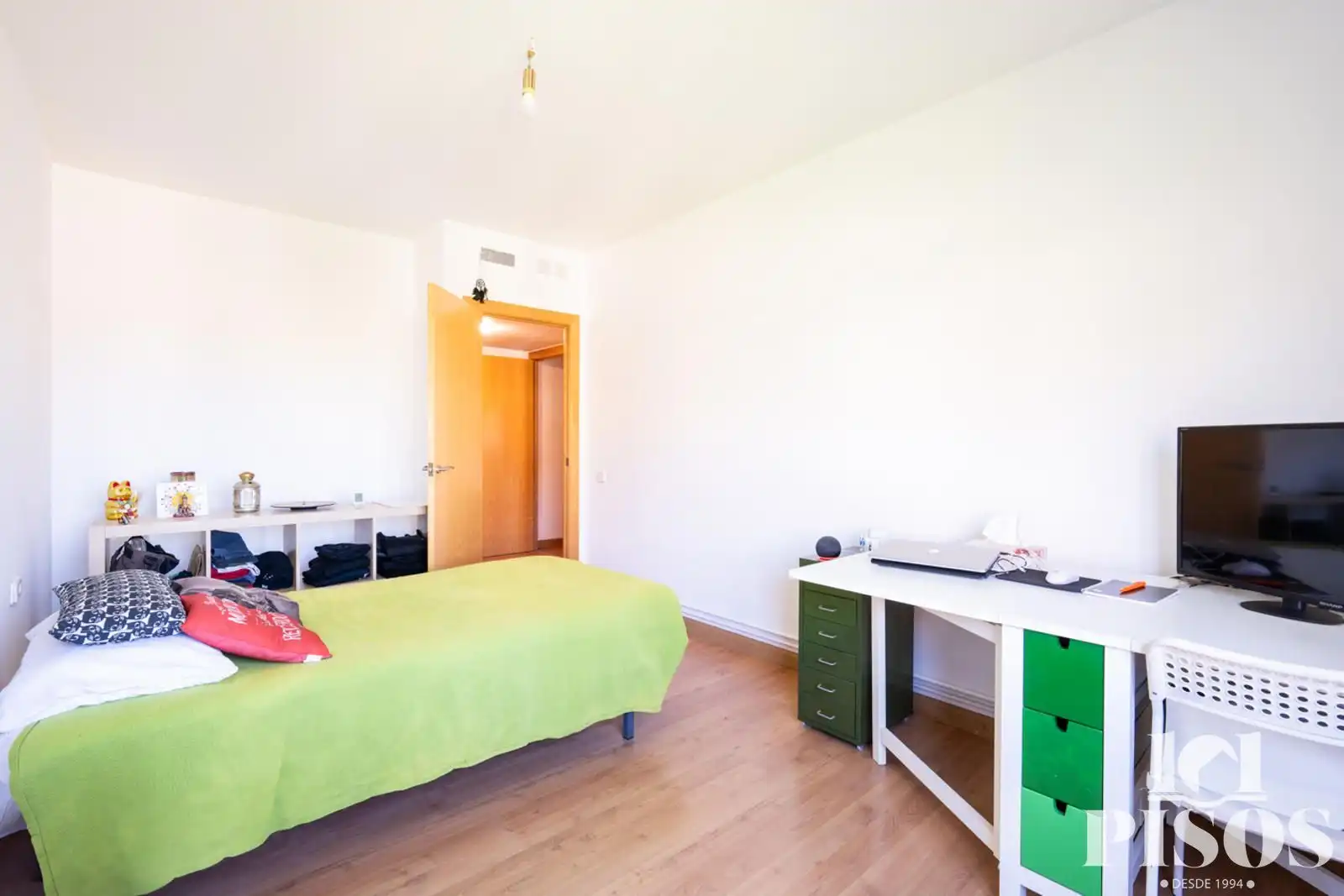 Habitación de Piso de alquiler en Sant Cugat del Vallès con Calefacción, Parquet y Terraza