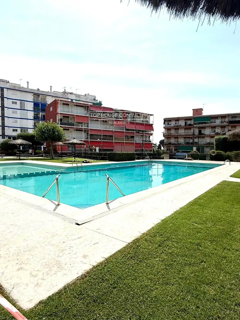 Schwimmbecken von Wohnung zum Verkauf in Sant Andreu de Llavaneres mit Heizung, Terrasse und Schwimmbad