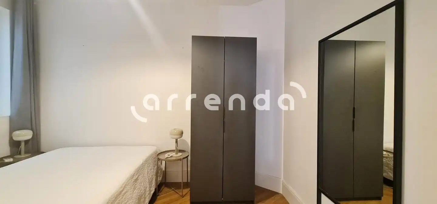 Schlafzimmer von Wohnung zur Miete in Madrid mit Klimaanlage und Möbliert