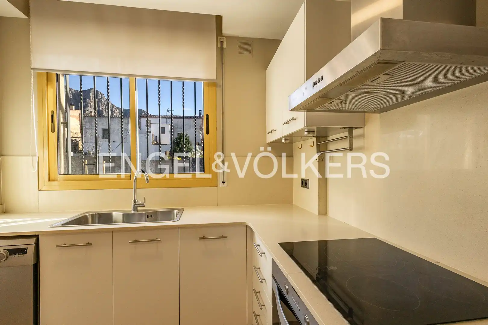 Cocina de Casa o chalet de alquiler en Collbató con Aire acondicionado, Calefacción y Jardín privado