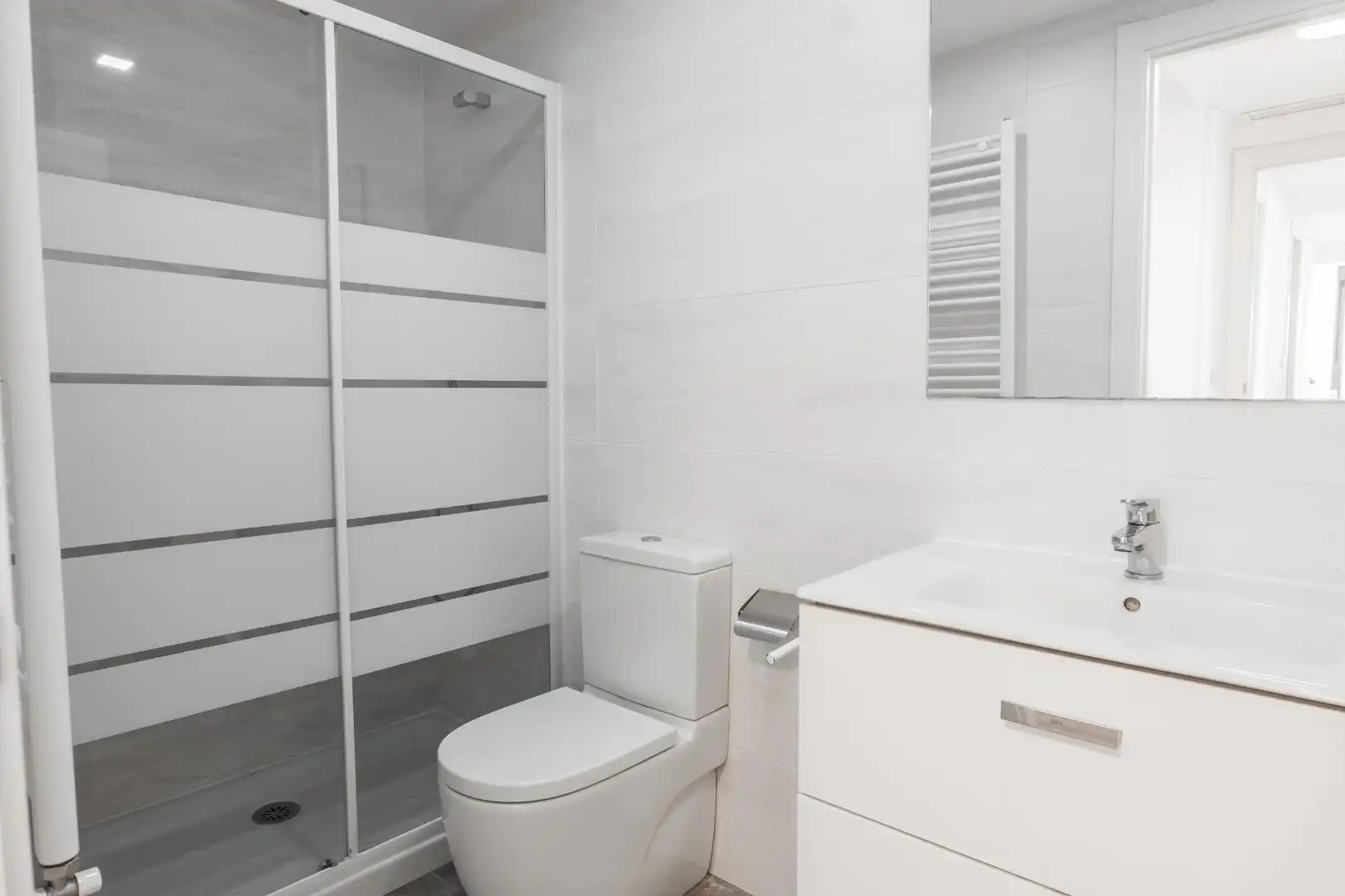 Bany de Pis en venda en Valencia amb Aire condicionat, Calefacció i Terrassa
