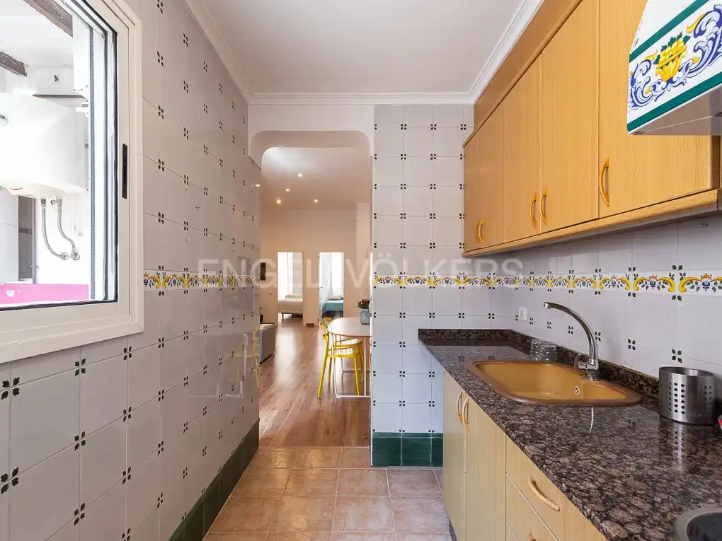 Küche von Wohnung zur Miete in Valencia mit Klimaanlage, Heizung und Parkett