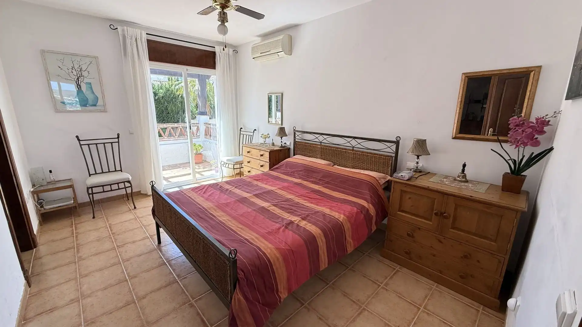 Habitación de Casa o chalet en venta en Coín con Aire acondicionado y Piscina