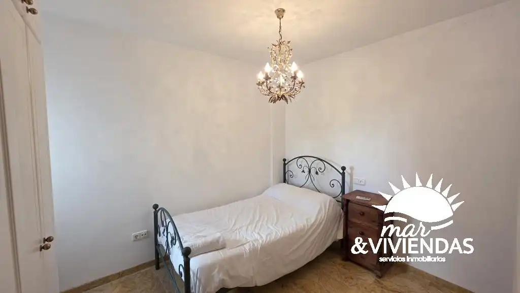 Habitación de Casa adosada en venta en Mojácar con Aire acondicionado, Calefacción y Jardín privado