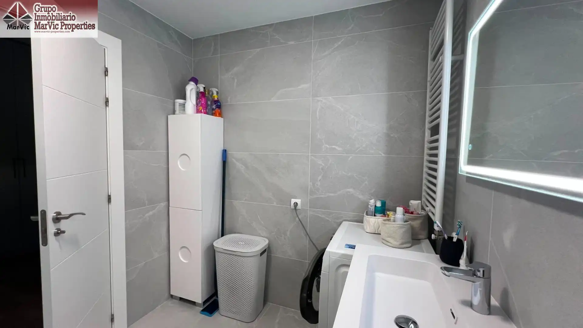 Baño de Casa o chalet en venta en Benidorm con Aire acondicionado, Terraza y Piscina