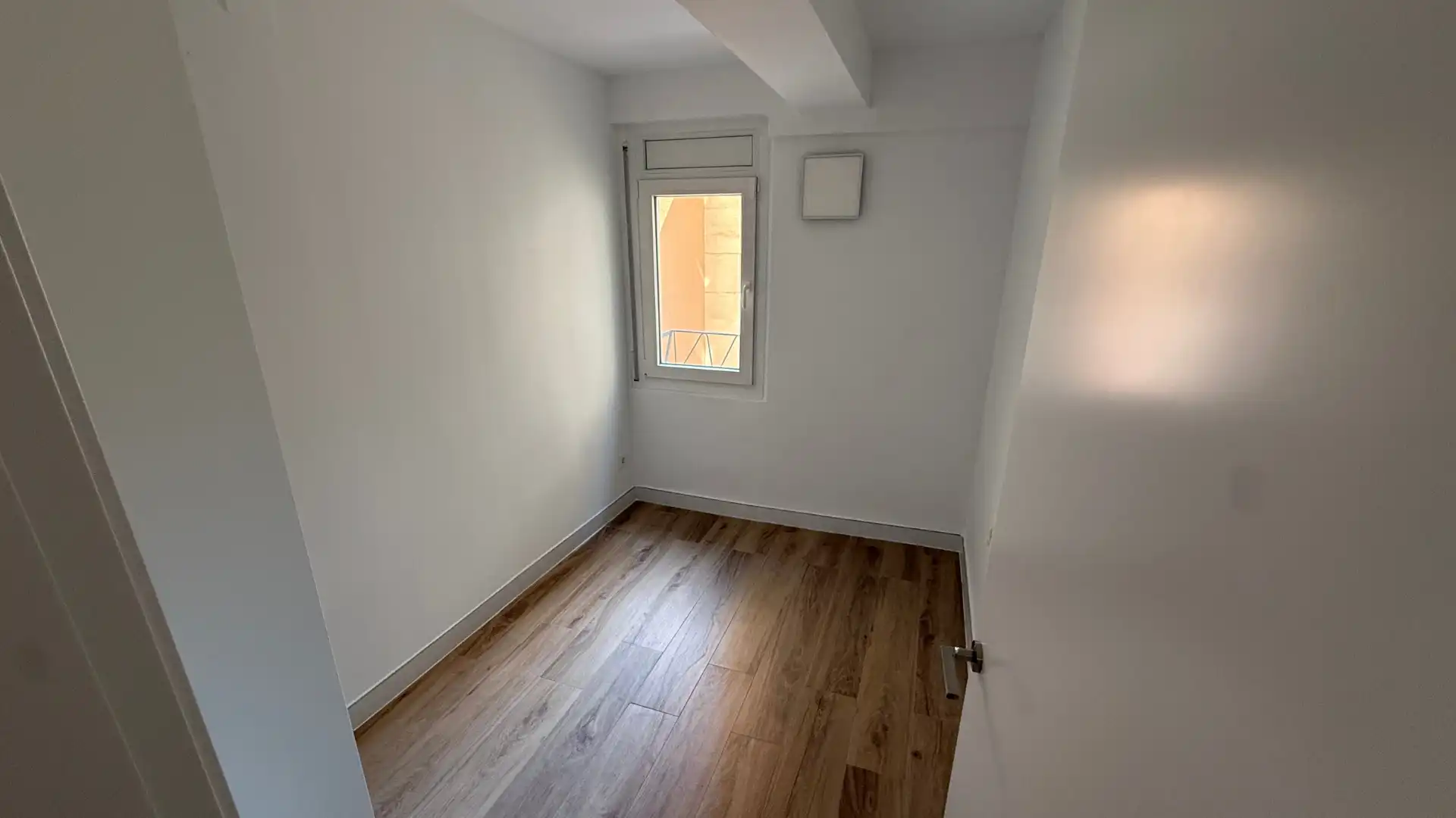 Schlafzimmer von Wohnung zum Verkauf in Reus mit Klimaanlage und Heizung