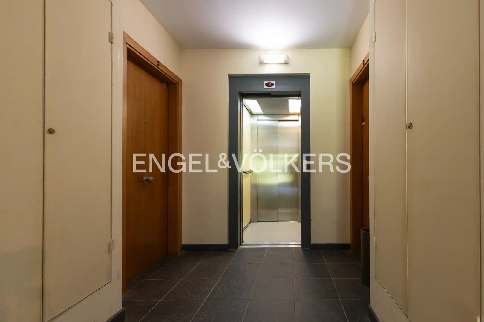 Planta baja en venta en Llívia con Calefacción, Jardín privado y Parquet