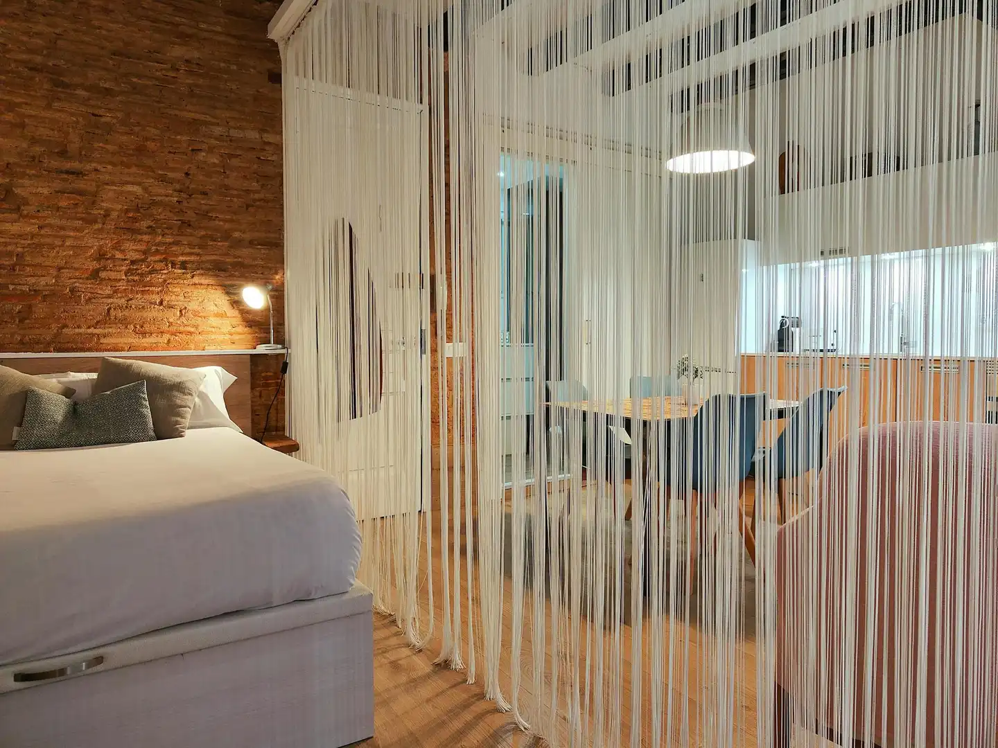 Bedroom of Flat for rent in Barcelona  with Air Conditioner, Heating and Washing machine
