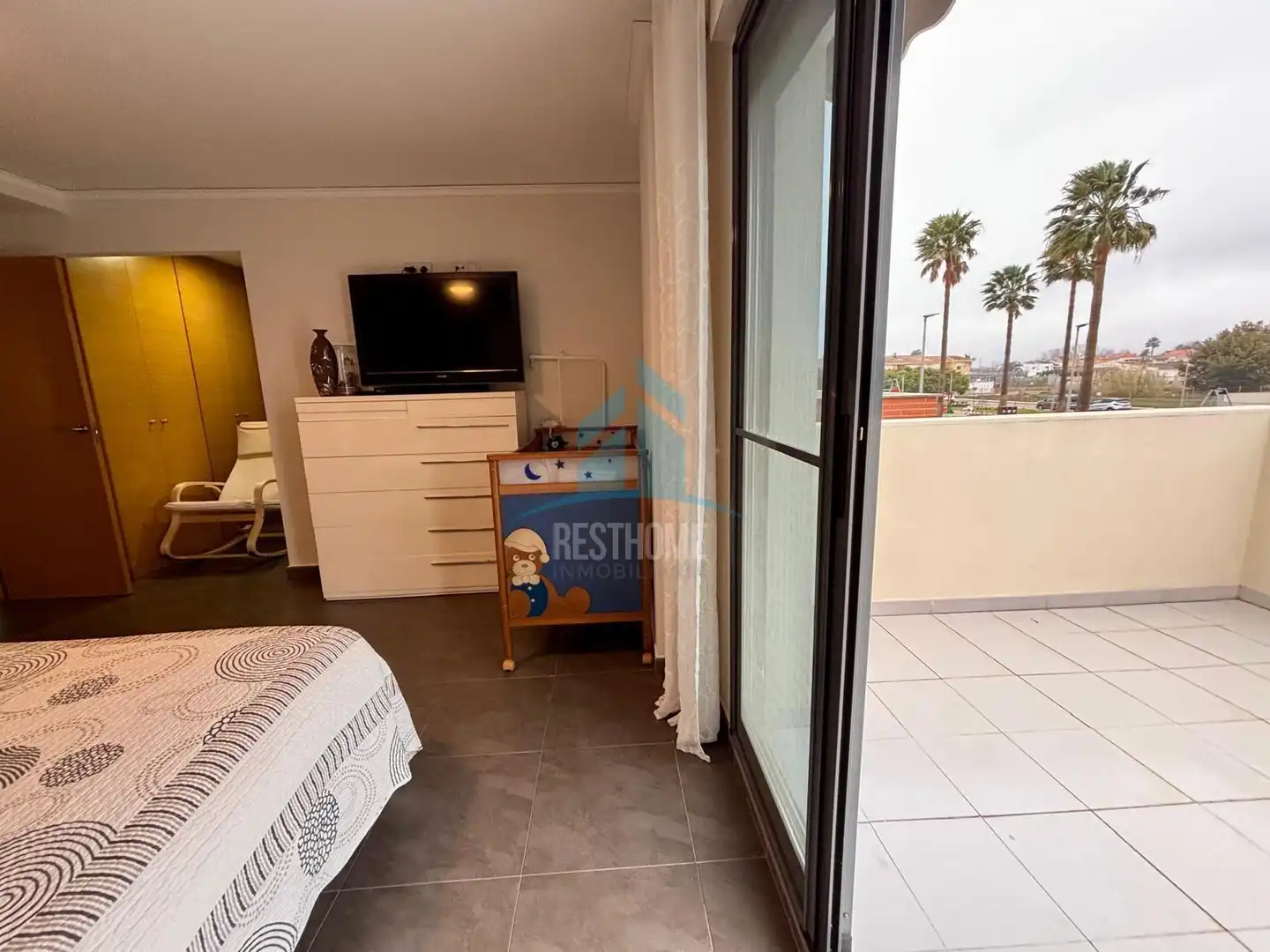 Vista exterior de Casa adosada en venda en Daimús amb Aire condicionat, Calefacció i Jardí privat