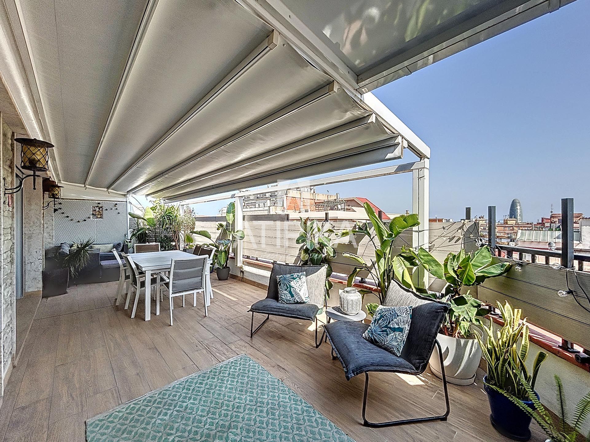 Terrassa de Dúplex de lloguer en  Barcelona Capital amb Aire condicionat, Calefacció i Parquet