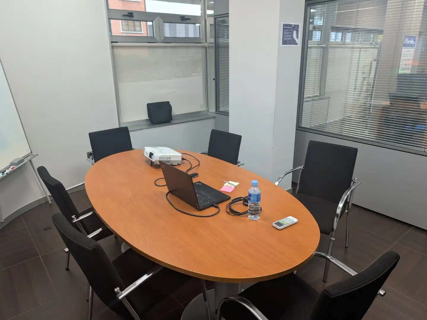 Oficina de alquiler en Burgos con Aire acondicionado, Calefacción y Amueblado