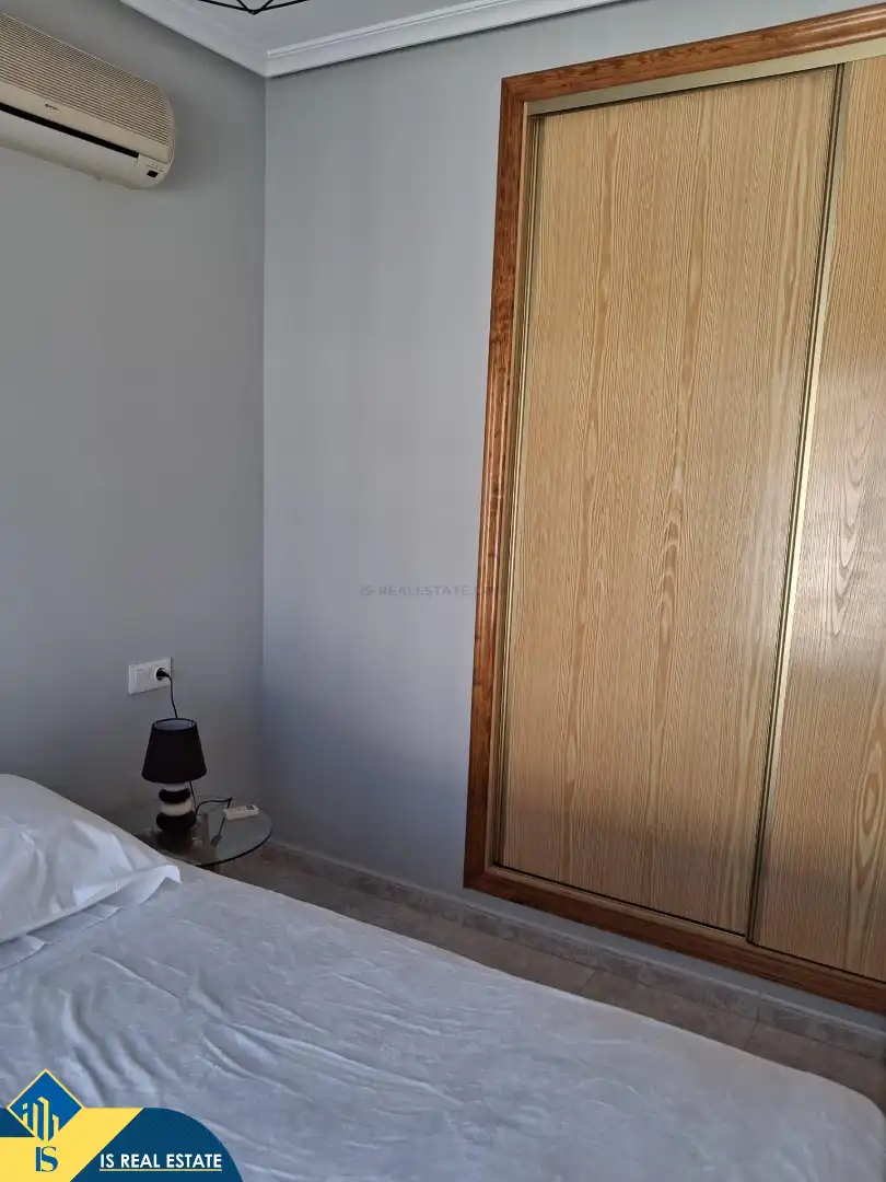 Habitación de Dúplex en venta en Torrevieja con Terraza y Amueblado