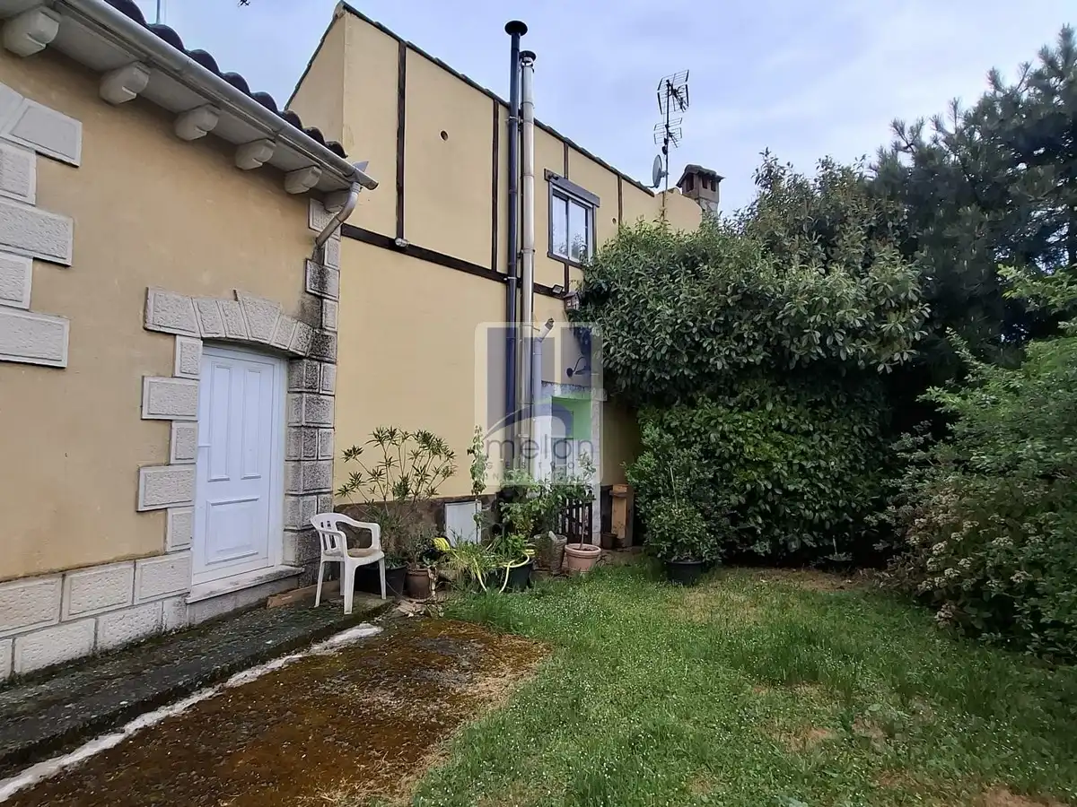 Vista exterior de Casa o chalet en venta en Cardeñadijo