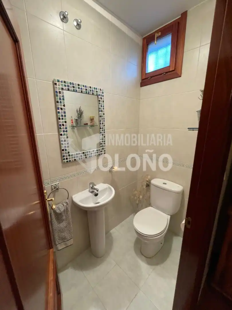 Bathroom of Houses for sale in Labastida / Bastida  with Heating, Private garden and Parquet flooring