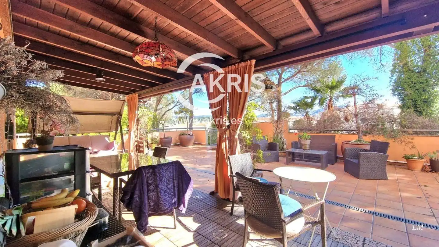 Piso con piscina en venta en Avinguda Sa Boadella, imagen 37