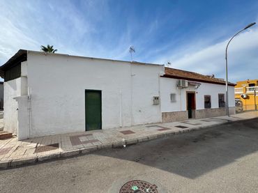 Haus zum Verkauf in Cruz de Humilladero