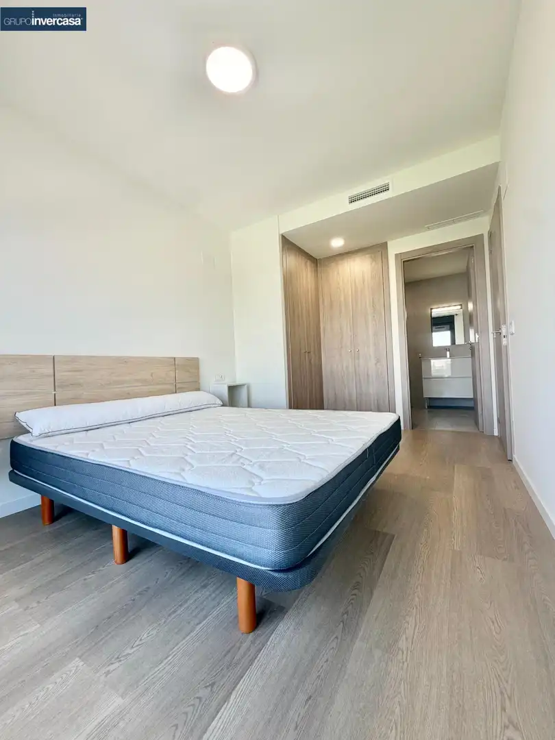 Schlafzimmer von Wohnung zur Miete in Quart de Poblet mit Klimaanlage, Abstellraum und Möbliert