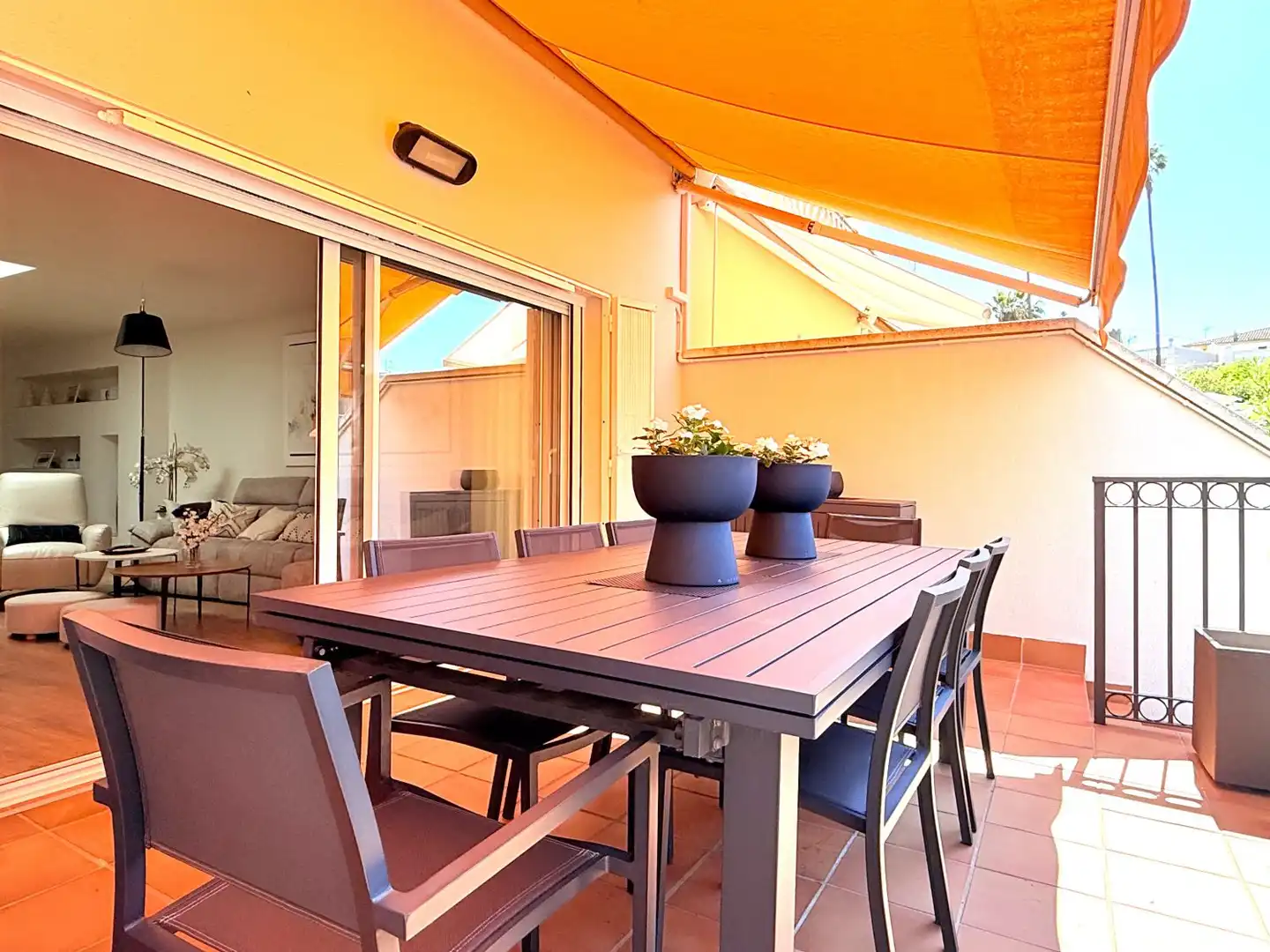 Terrassa de Casa o xalet en venda en Sant Boi de Llobregat amb Aire condicionat, Calefacció i Jardí privat