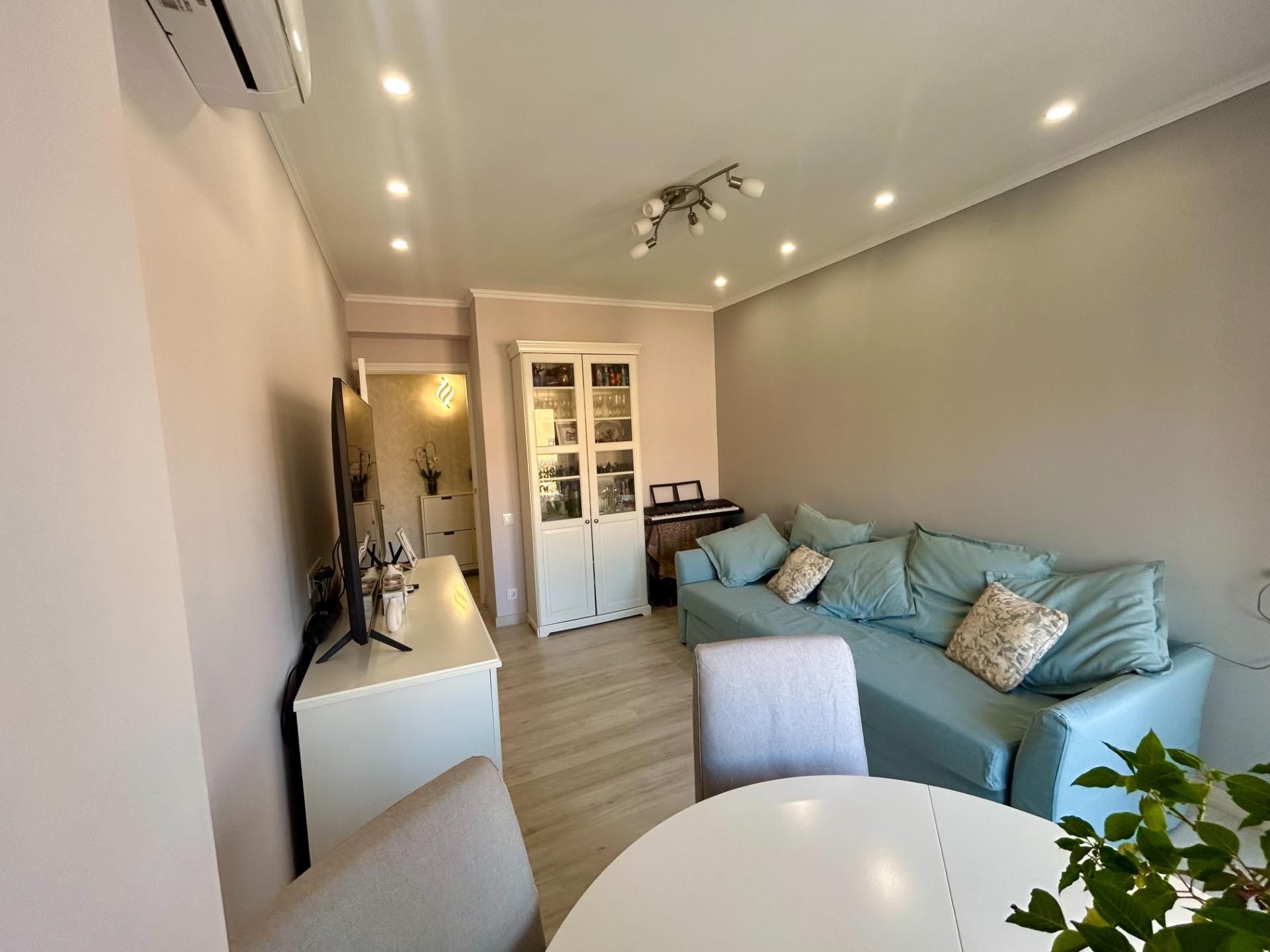 Living room of Flat for sale in  Palma de Mallorca  with Air Conditioner, Parquet flooring and Jacuzzi
