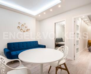 Sala d'estar de Apartament de lloguer en  Barcelona Capital amb Aire condicionat, Calefacció i Parquet