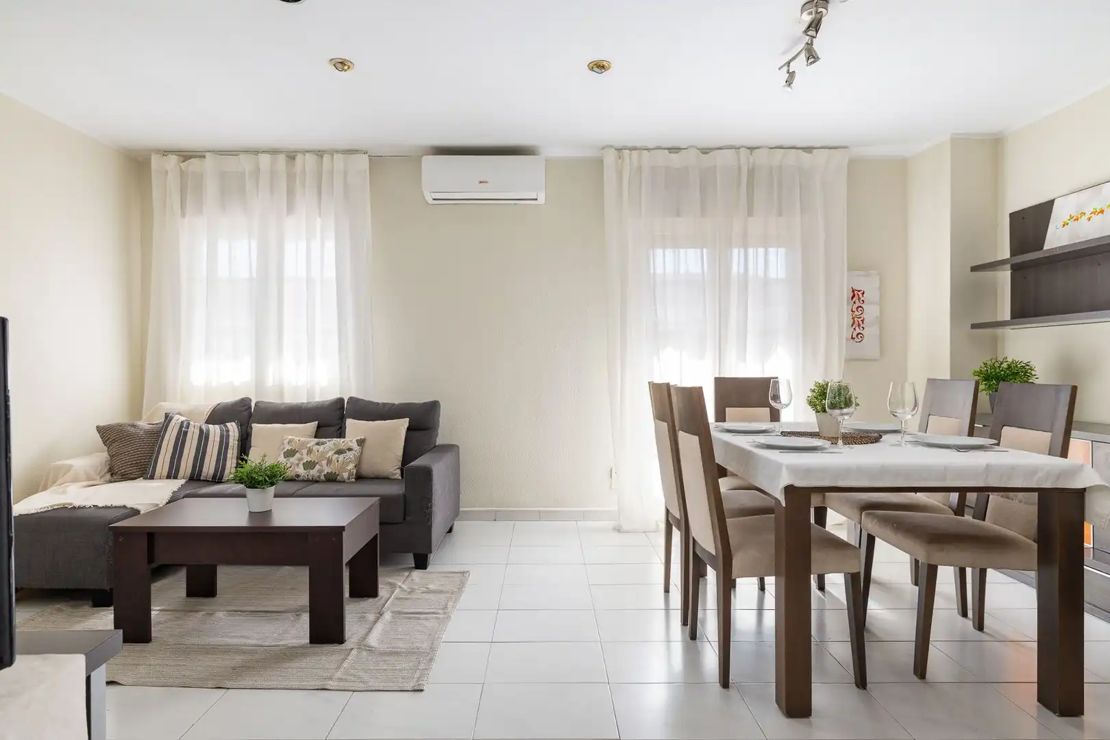 Wohnzimmer von Wohnungen zum Verkauf in Usera