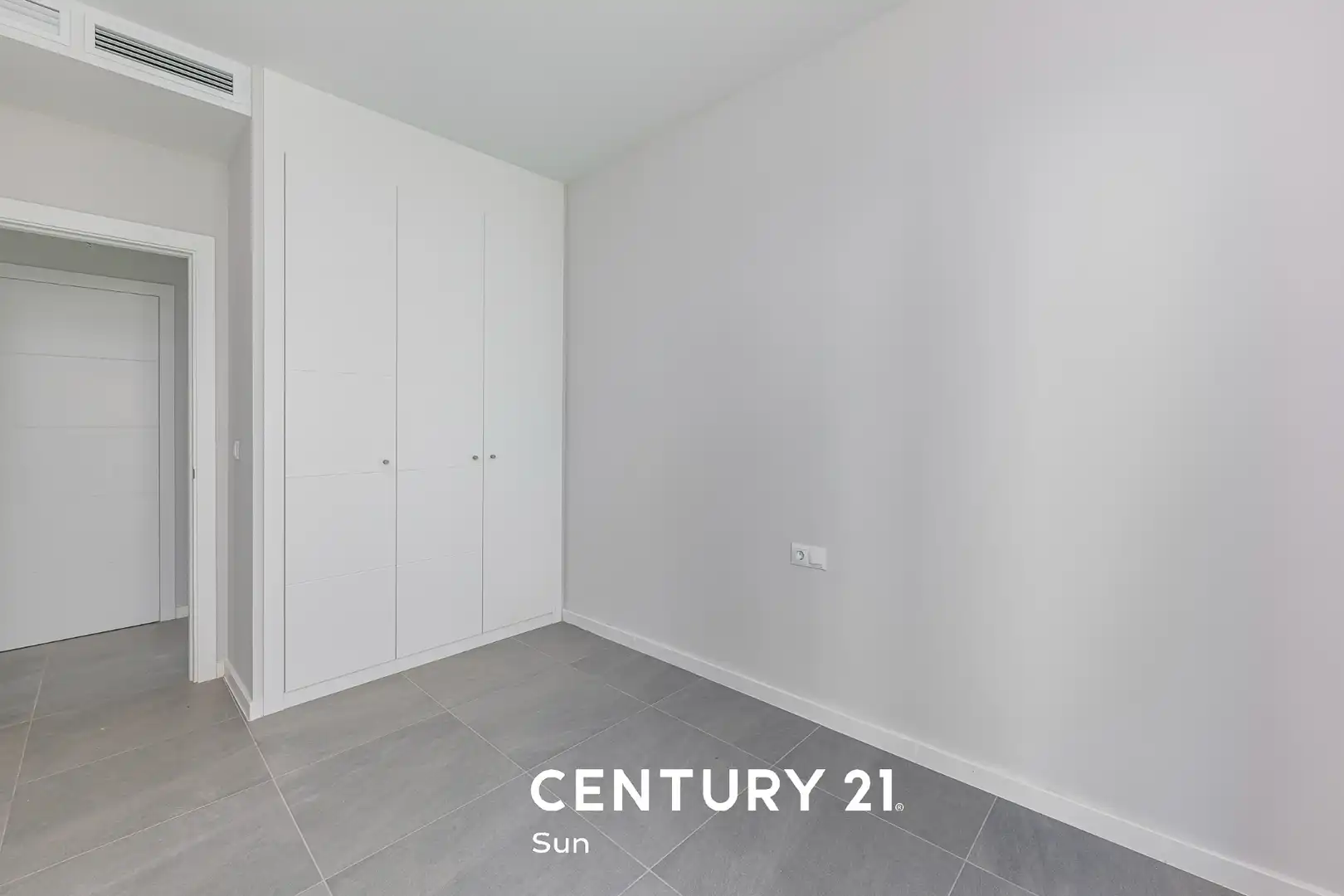 Habitación de Casa adosada en venta en Mijas con Aire acondicionado, Calefacción y Jardín privado