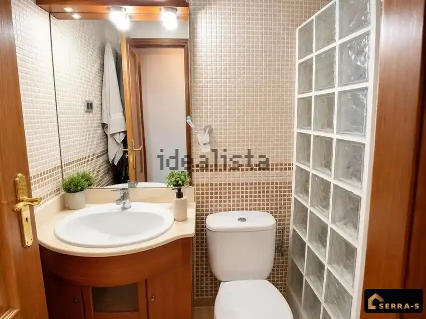 Baño de Piso en venta en Malgrat de Mar con Aire acondicionado, Calefacción y Terraza