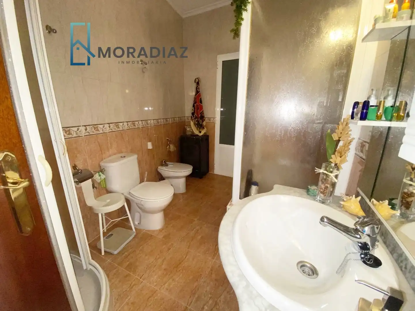 Badezimmer von Erdgeschoss zum Verkauf in Don Benito mit Klimaanlage und Abstellraum
