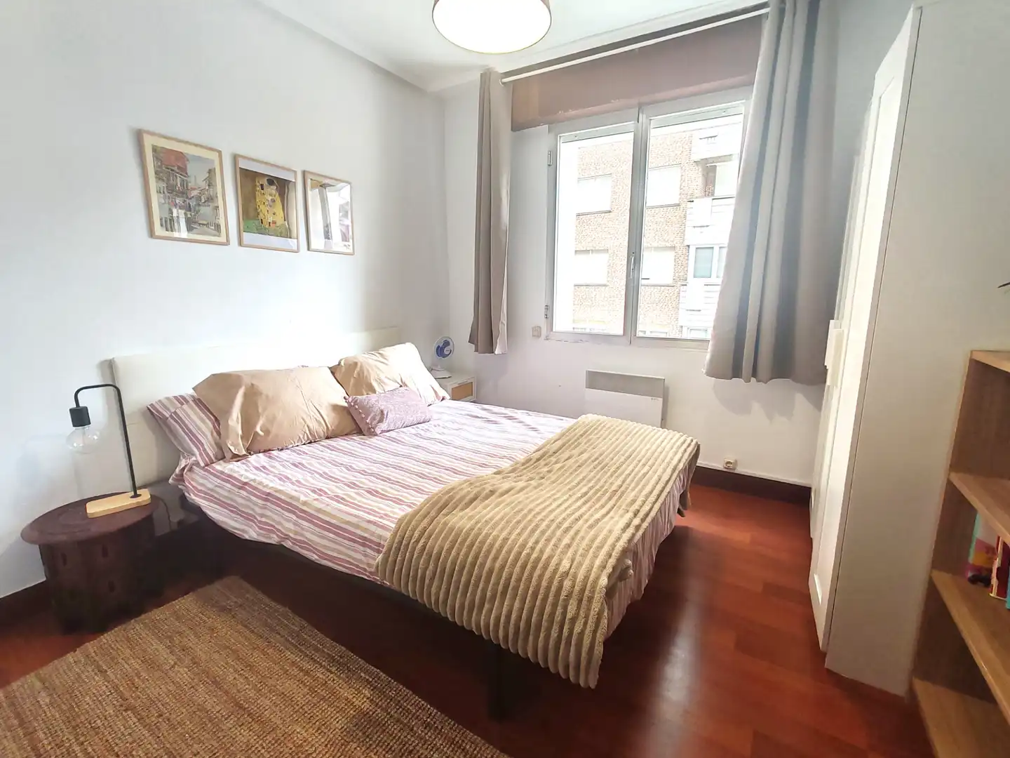 Bedroom of Flat for rent in Bilbao   with Heating, Furnished and Oven