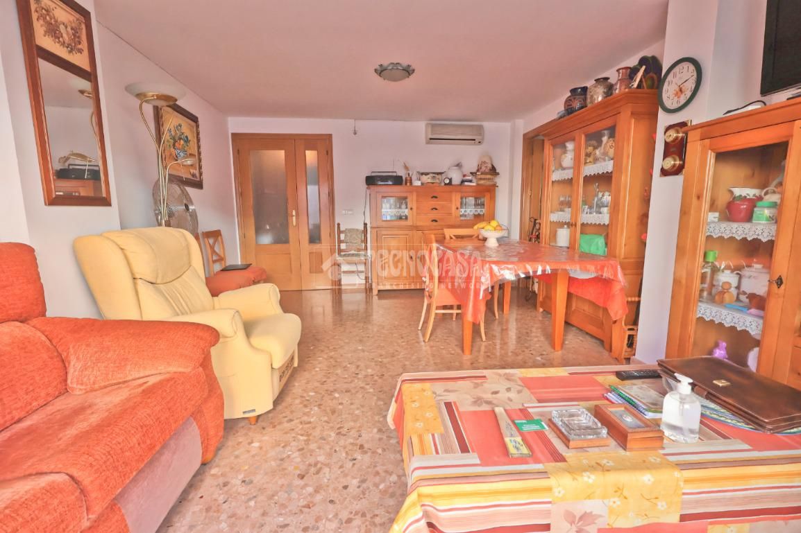 Living room of Flat for sale in Sagunto / Sagunt  with Air Conditioner, Furnished and Balcony