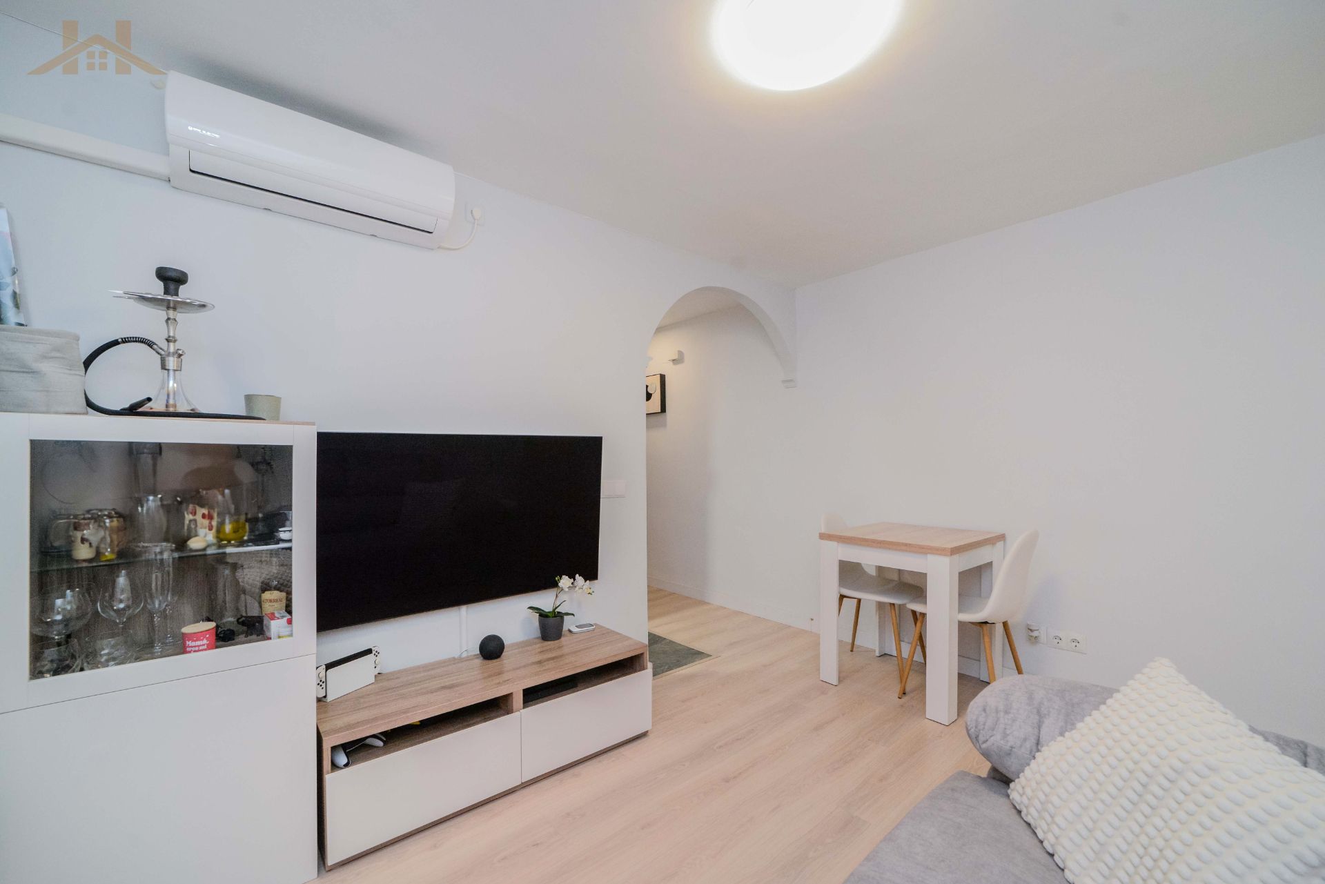 Living room of Flat for sale in Alcobendas  with Air Conditioner, Heating and Furnished