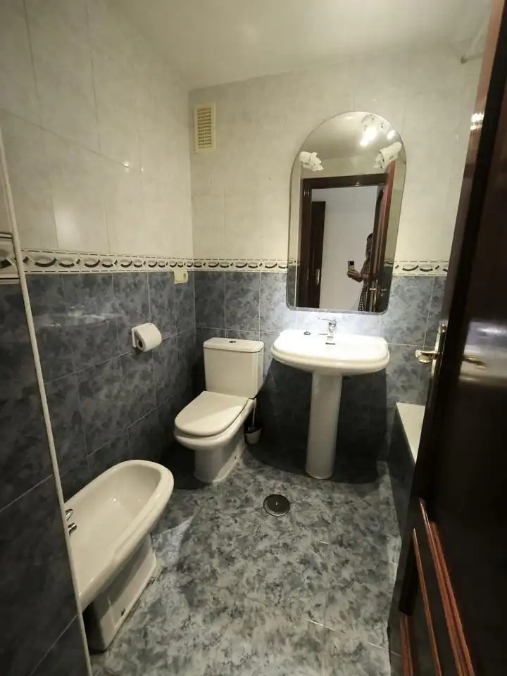 Bany de Pis de lloguer en Mijas amb Terrassa i Moblat