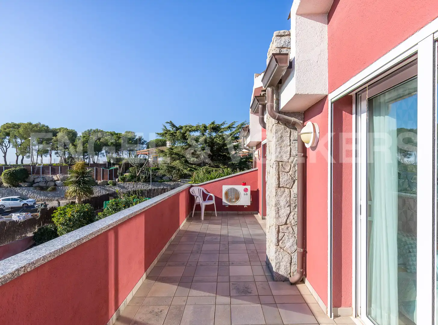 Terraza de Casa o chalet en venta en Alella con Aire acondicionado, Calefacción y Jardín privado