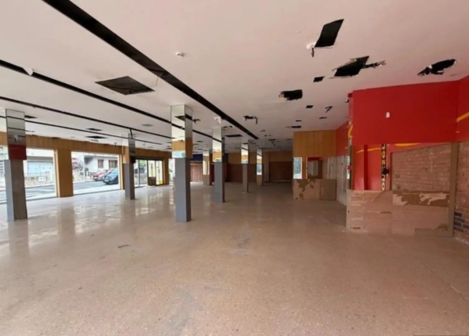 Local comercial en venta en Carrer Carrer Cadaqués, imagen 13