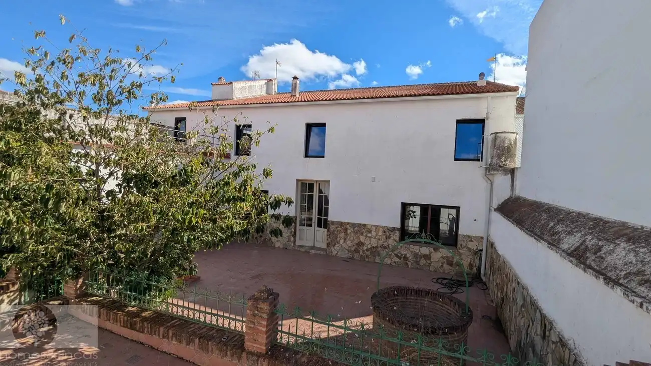 Haus zum Verkauf in Plaza de Espana