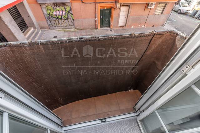Piso en Venta en Calle de la Grandeza Española en Puerta del Ángel