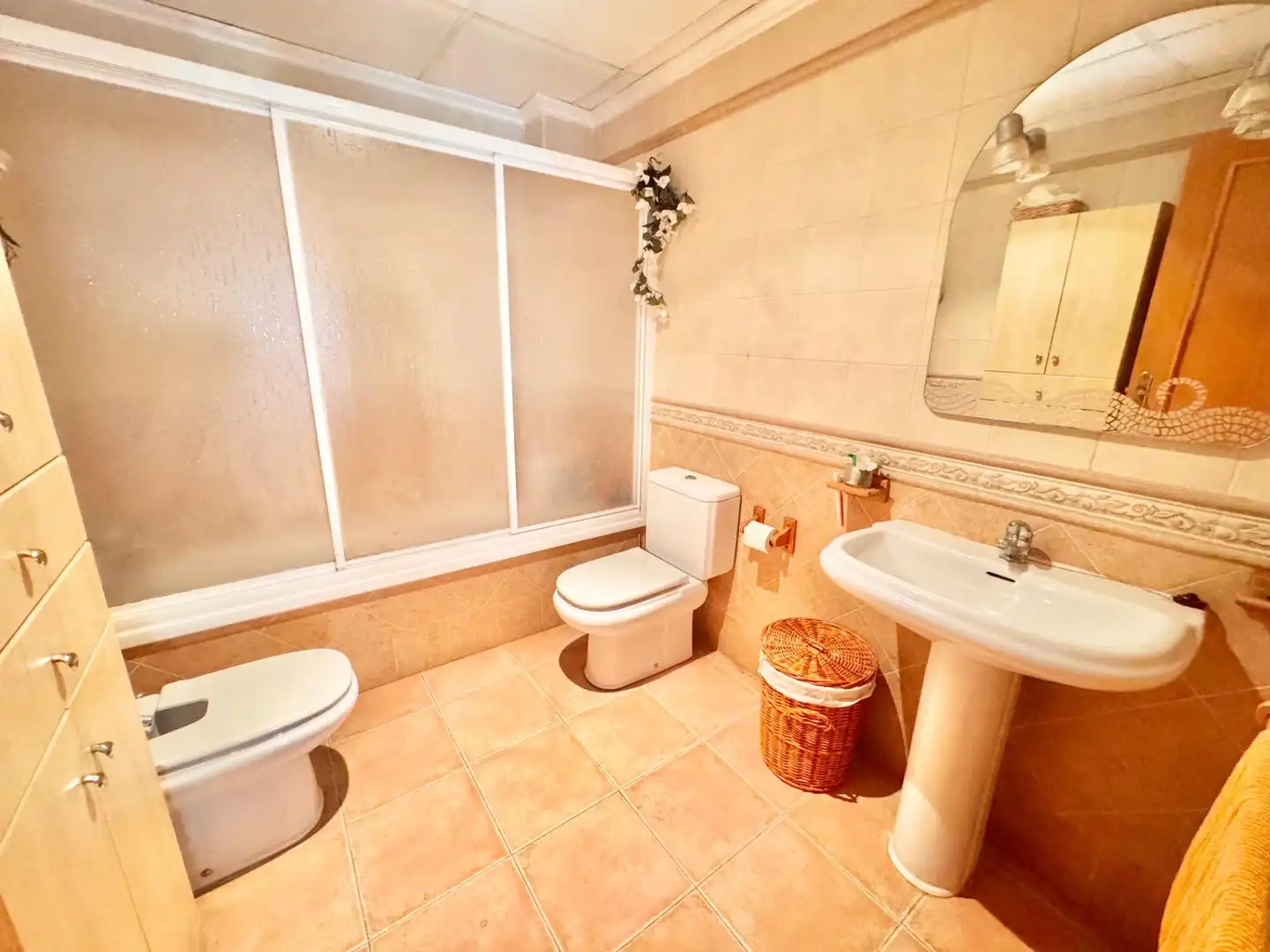 Bathroom of Detached homes for sale in Orihuela  with Air Conditioner, Heating and Terrace