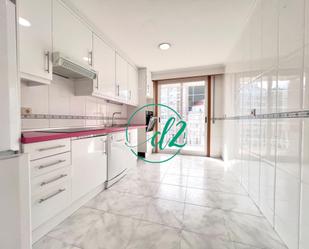 Kitchen of Flat for sale in Ourense Capital   with Heating, Storage room and Balcony