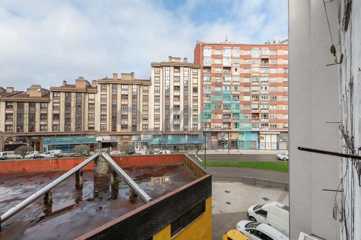 Vista exterior de Piso de alquiler en Avilés con Calefacción y Amueblado