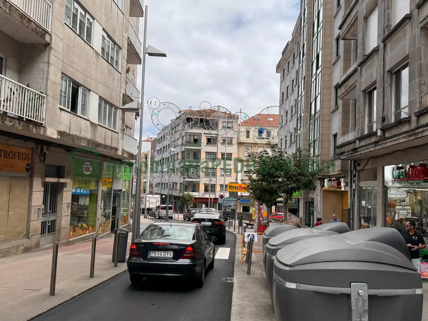 Vista exterior de Local de lloguer en Pontevedra Capital 