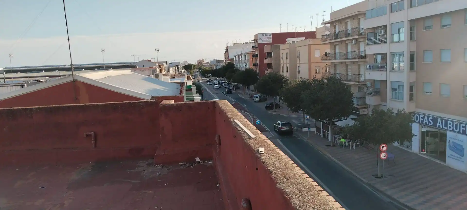 Vista exterior de Edificio en venta en Museros