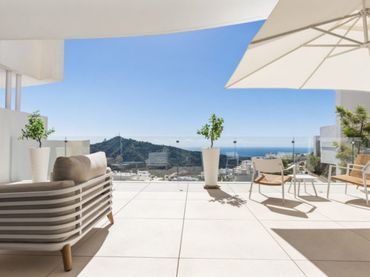 Apartamento con balcón en venta en Río Real - Los Monteros