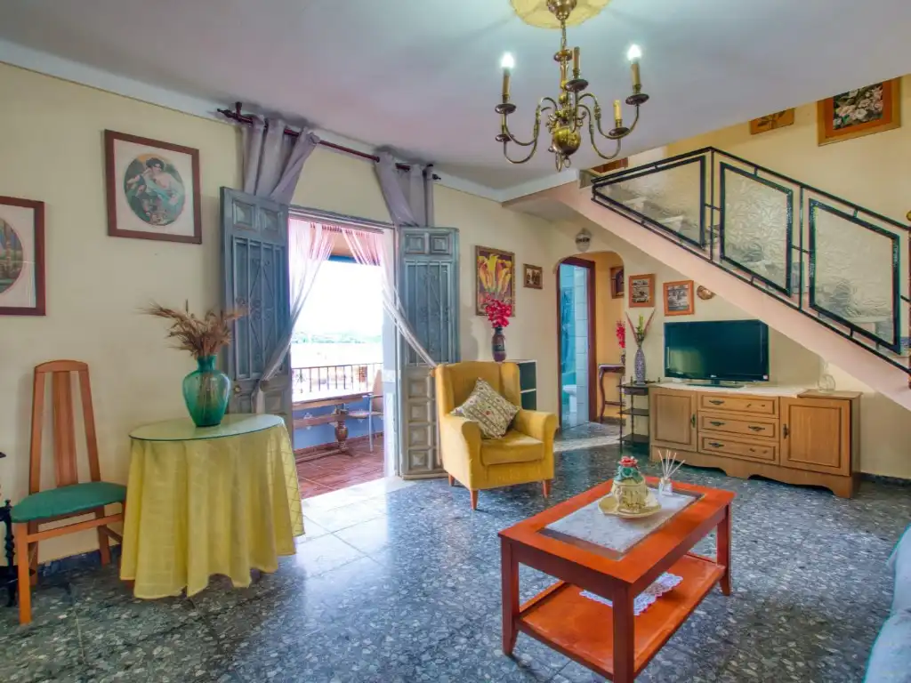 Sala de estar de Casa o chalet en venta en Benamargosa con Terraza y Balcón