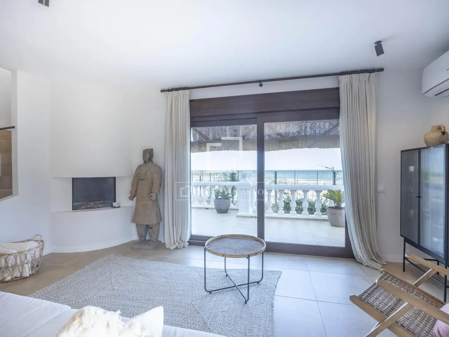 Sala de estar de Casa o chalet en venta en El Puig de Santa Maria con Calefacción, Parquet y Terraza