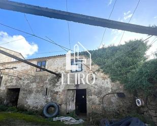 Exterior view of Country house for sale in Vilagarcía de Arousa